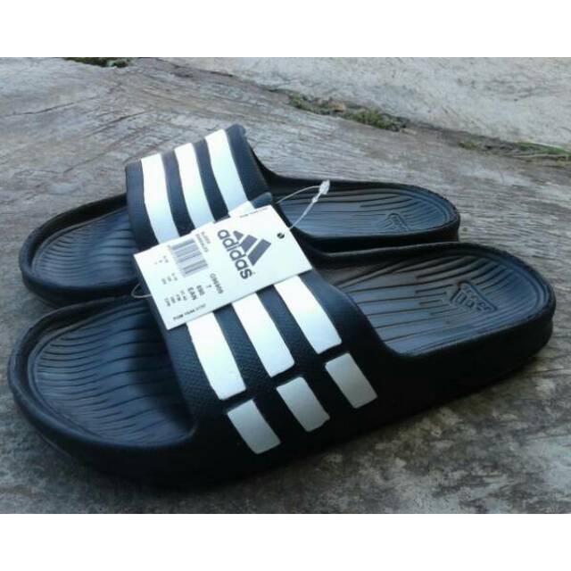 Sandal slop hot sale adidas