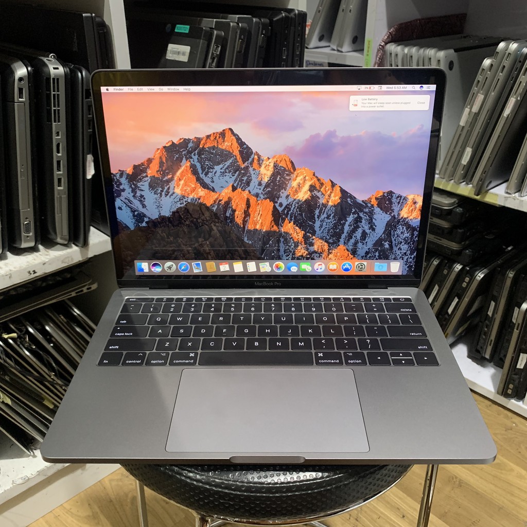 Jual PROMO MacBook Pro Non Touchbar 13 inch 2017 Core i5 2.3Ghz