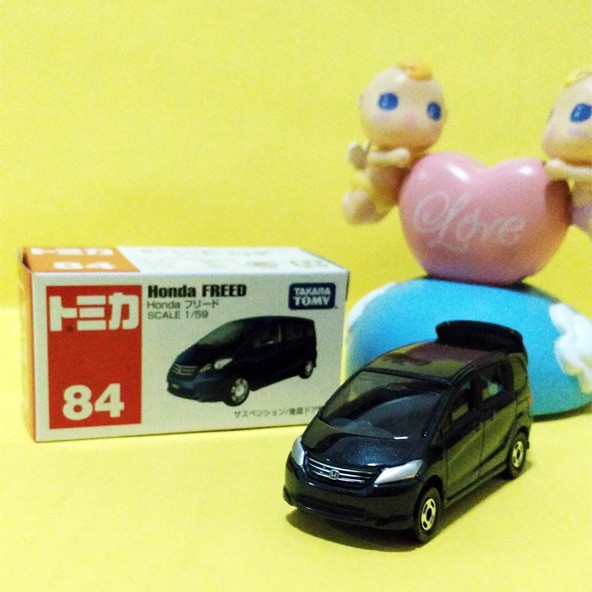 Tomica honda best sale freed white