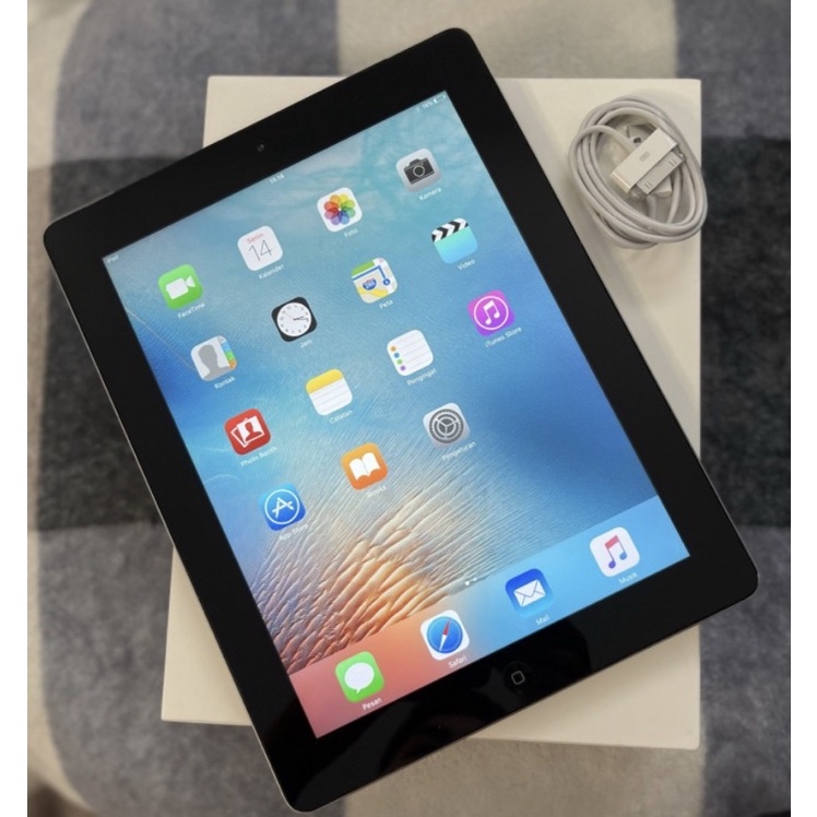 iPad2 wi-fi 幼き 64GB (交渉中)