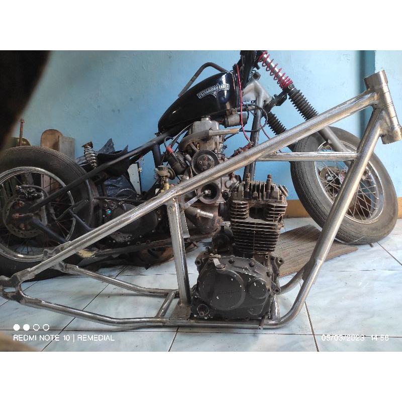 Rangka custom store bobber