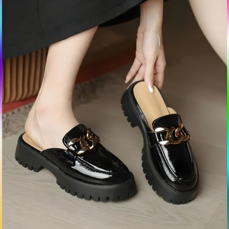 Sandal docmart store