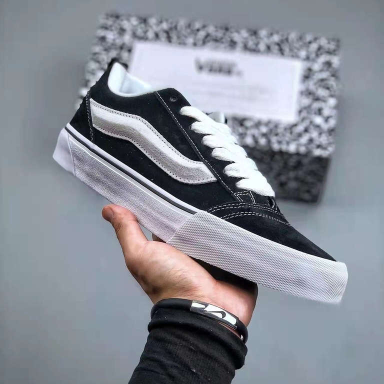 vans 24