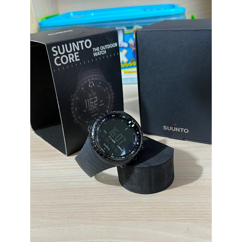 Suunto core best sale all black caracteristicas