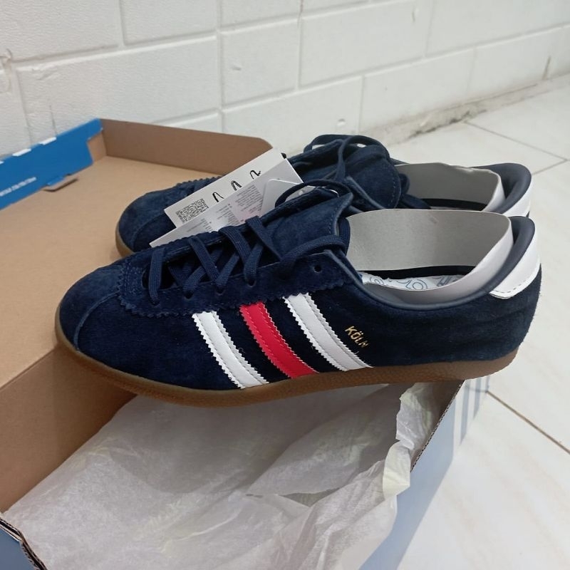 sepatu adidas koln