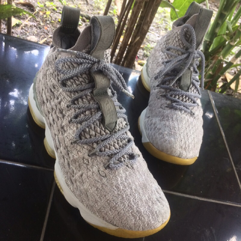 Lebron 15 cheap nike id