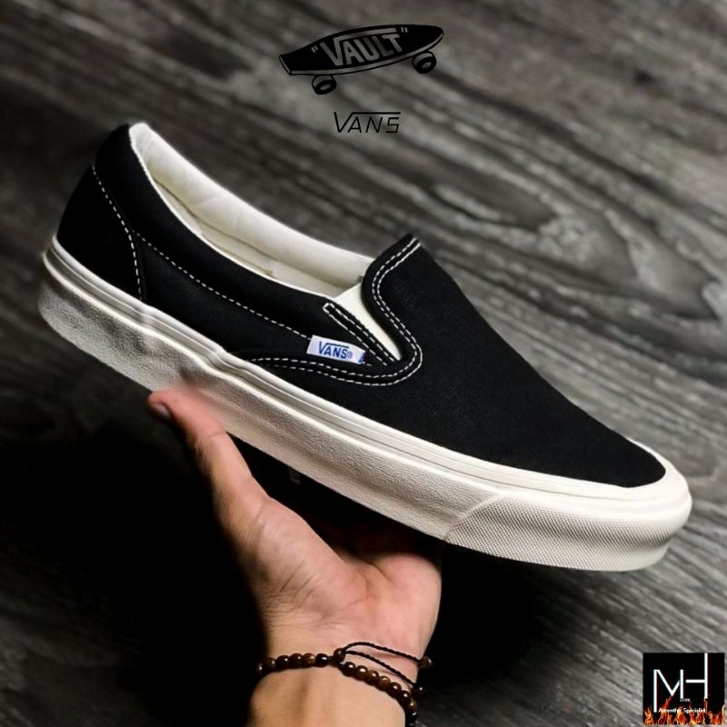 Vans slip on 2024 black white original