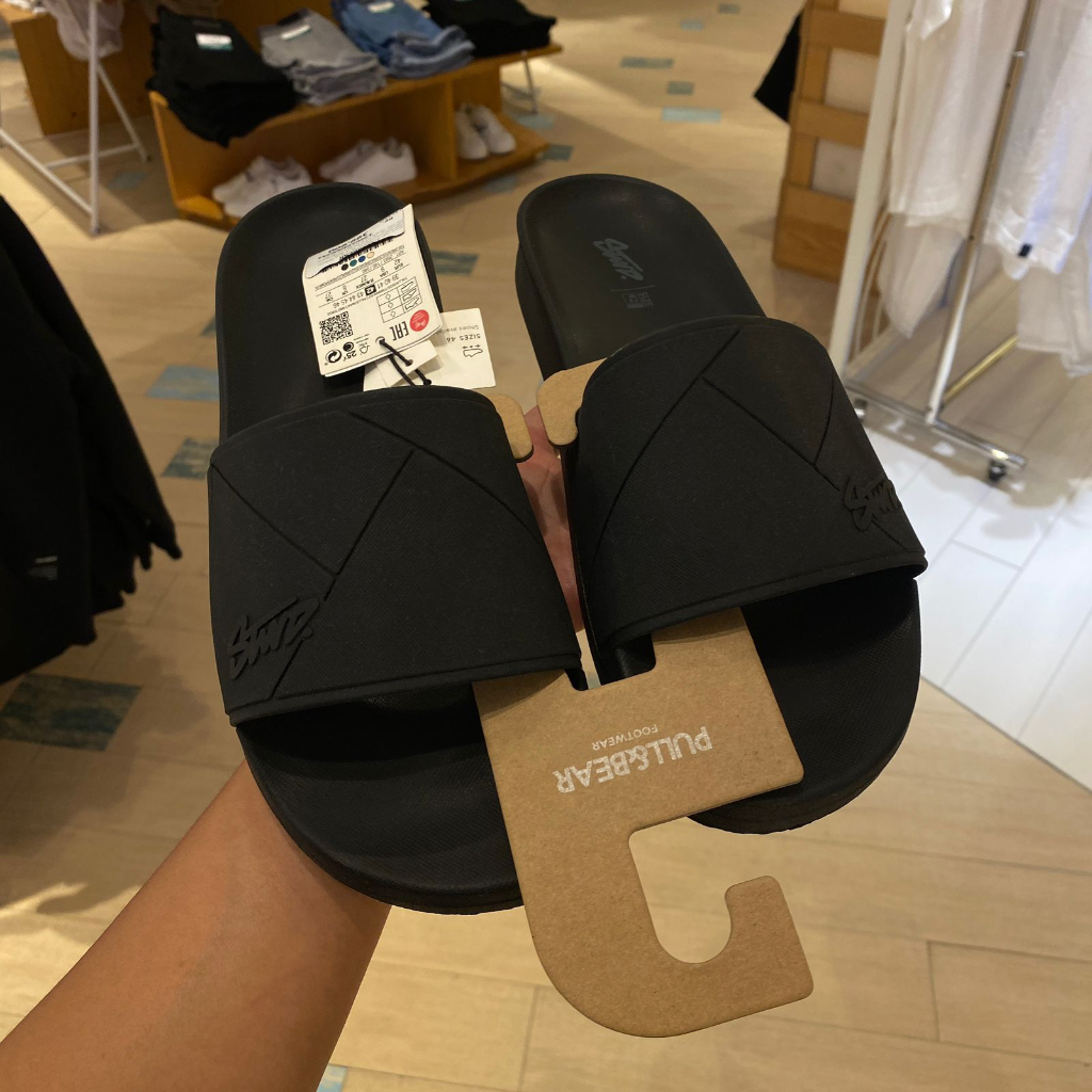 Sandal pull and online bear man