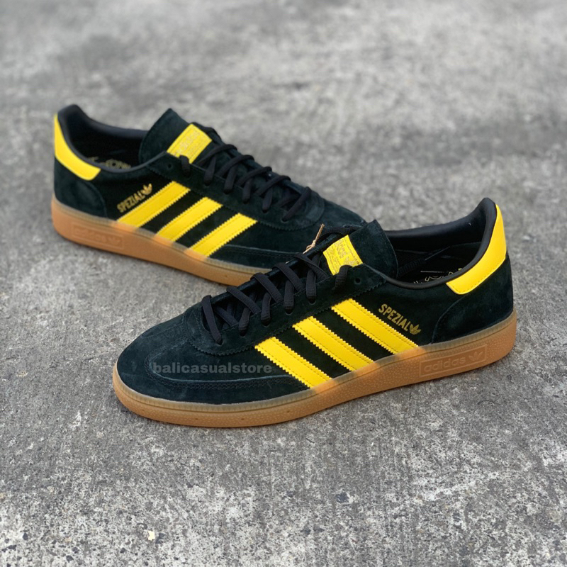 Adidas spezial hot sale black yellow