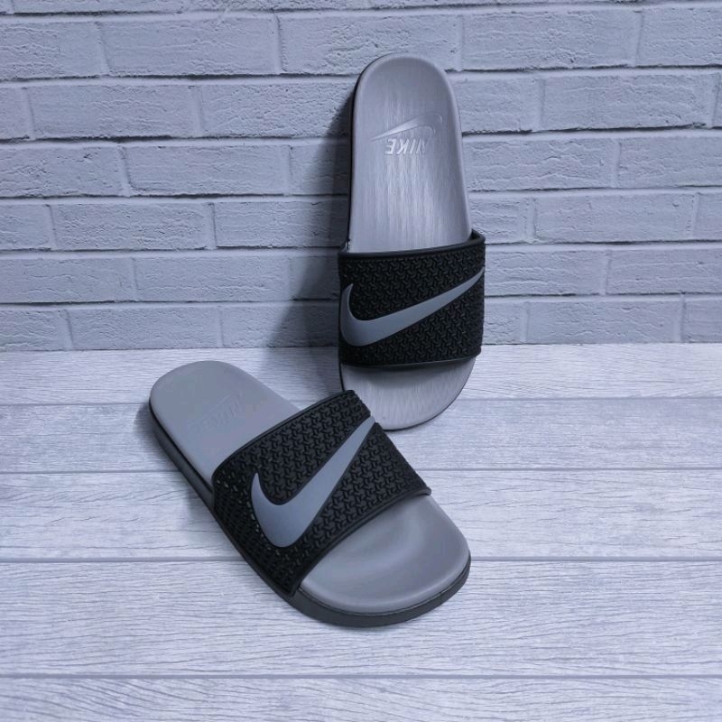 Sandal best sale slop nike