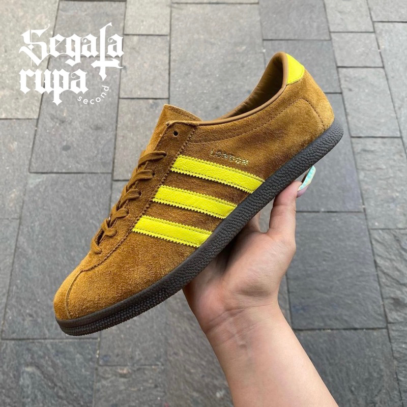 Harga sepatu clearance adidas london original