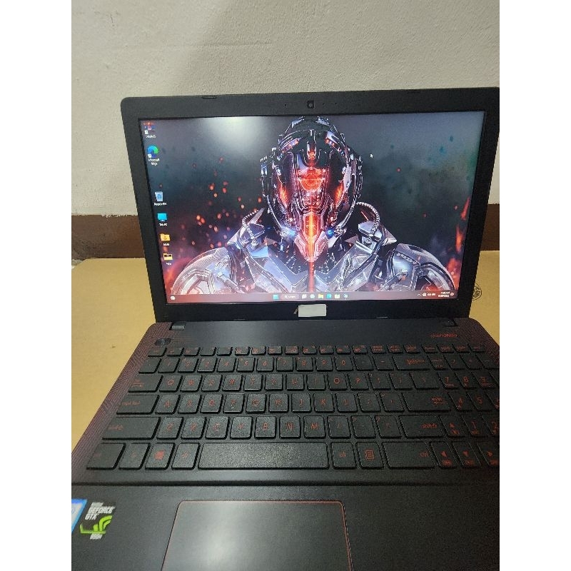 Asus x550v store