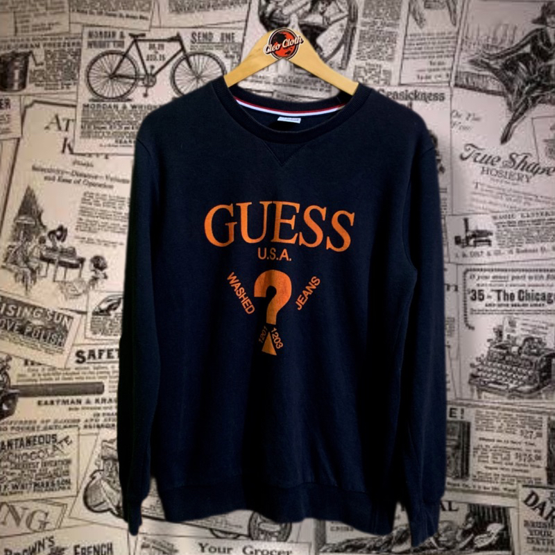 Harga discount crewneck guess