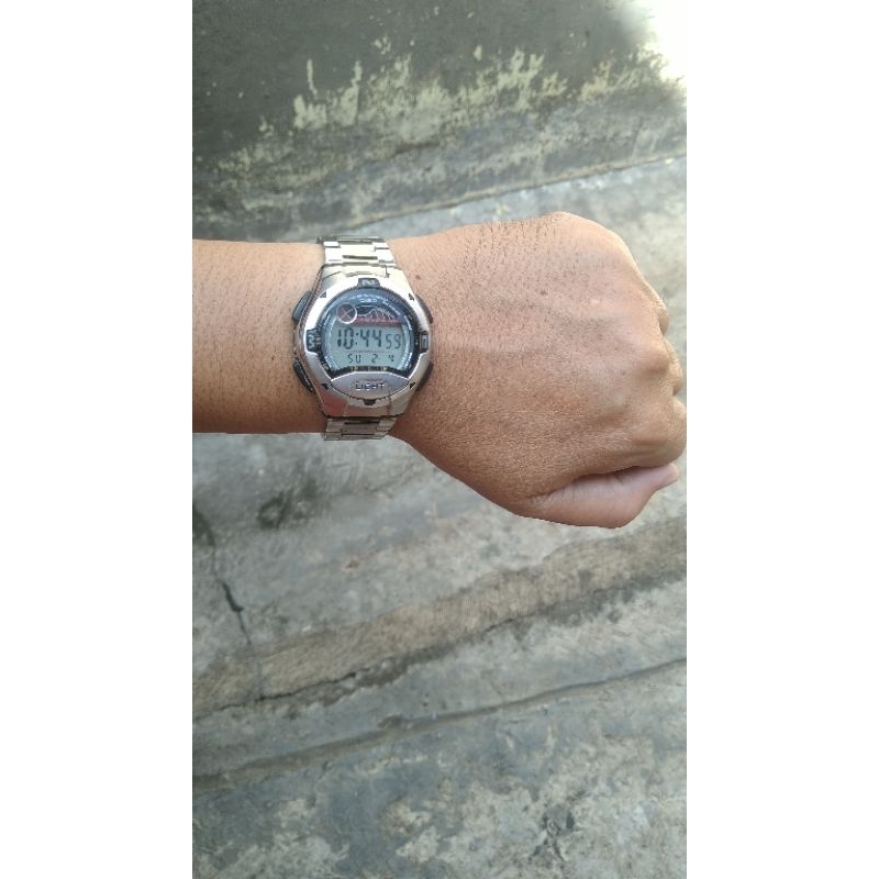 Casio 2024 w 758