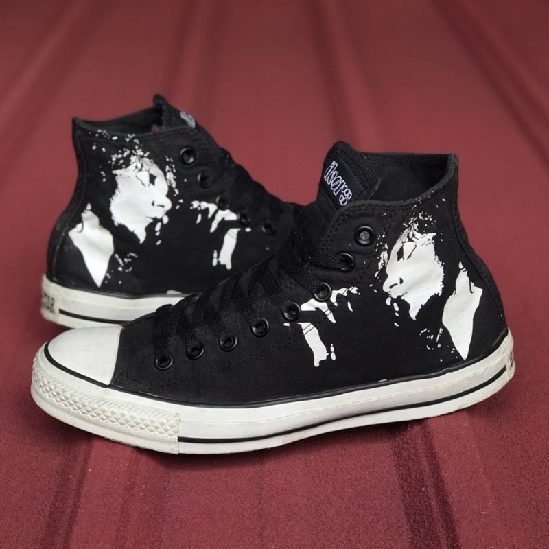 Converse x store the doors