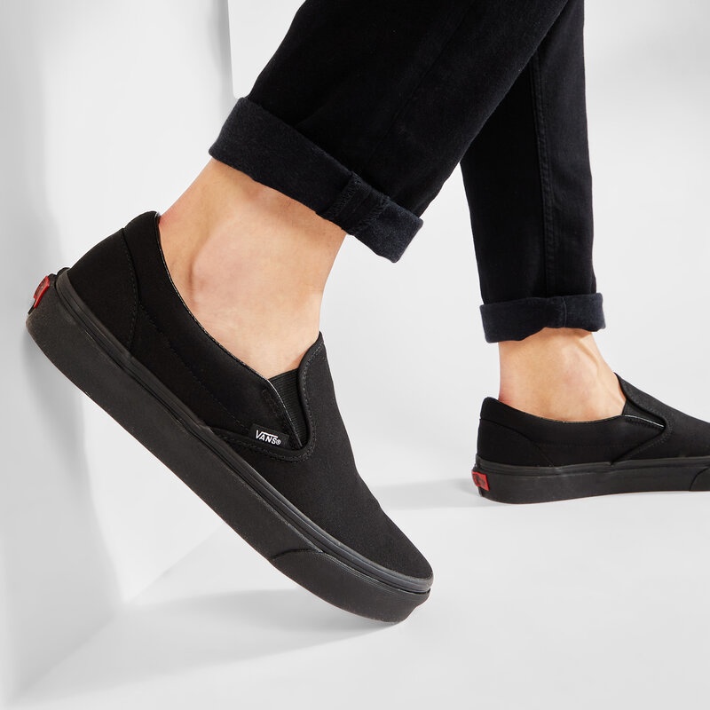 VANS SLIP ON CLASSIC ALL BLACK BLACK ORIGINAL