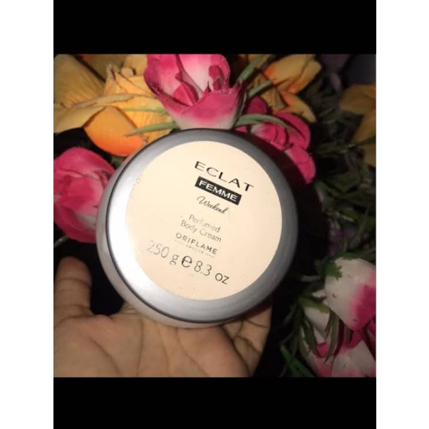 Review eclat femme weekend perfumed body cream hot sale