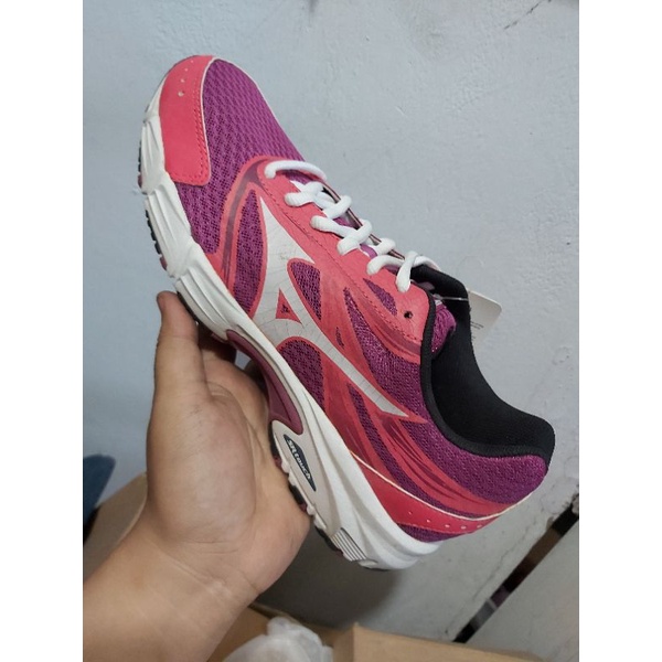 Mizuno empower clearance 3