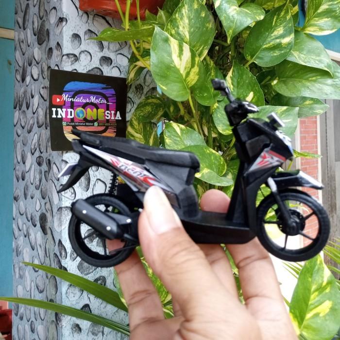 Jual Diecast Miniatur Motor HONDA Beat Custom Skala 1:12 Handmade - NON  acrylic - Kab. Tangerang - Pusat Miniatur Motor