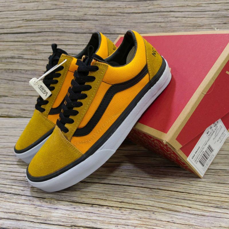 North face cheap x vans yellow