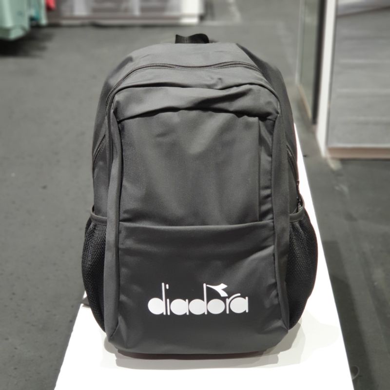 Diadora backpack deals