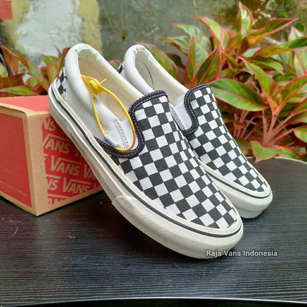 Checkerboard shop vans indonesia