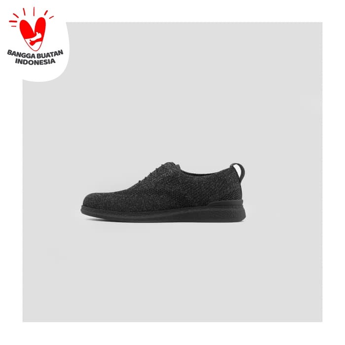 Oxford knit oreo hotsell triple black